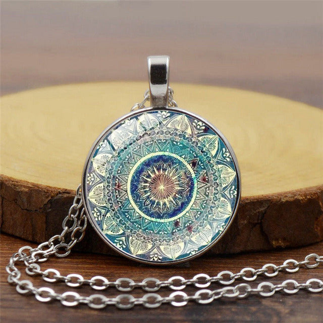Collier Pendentif Ethnique Vintage